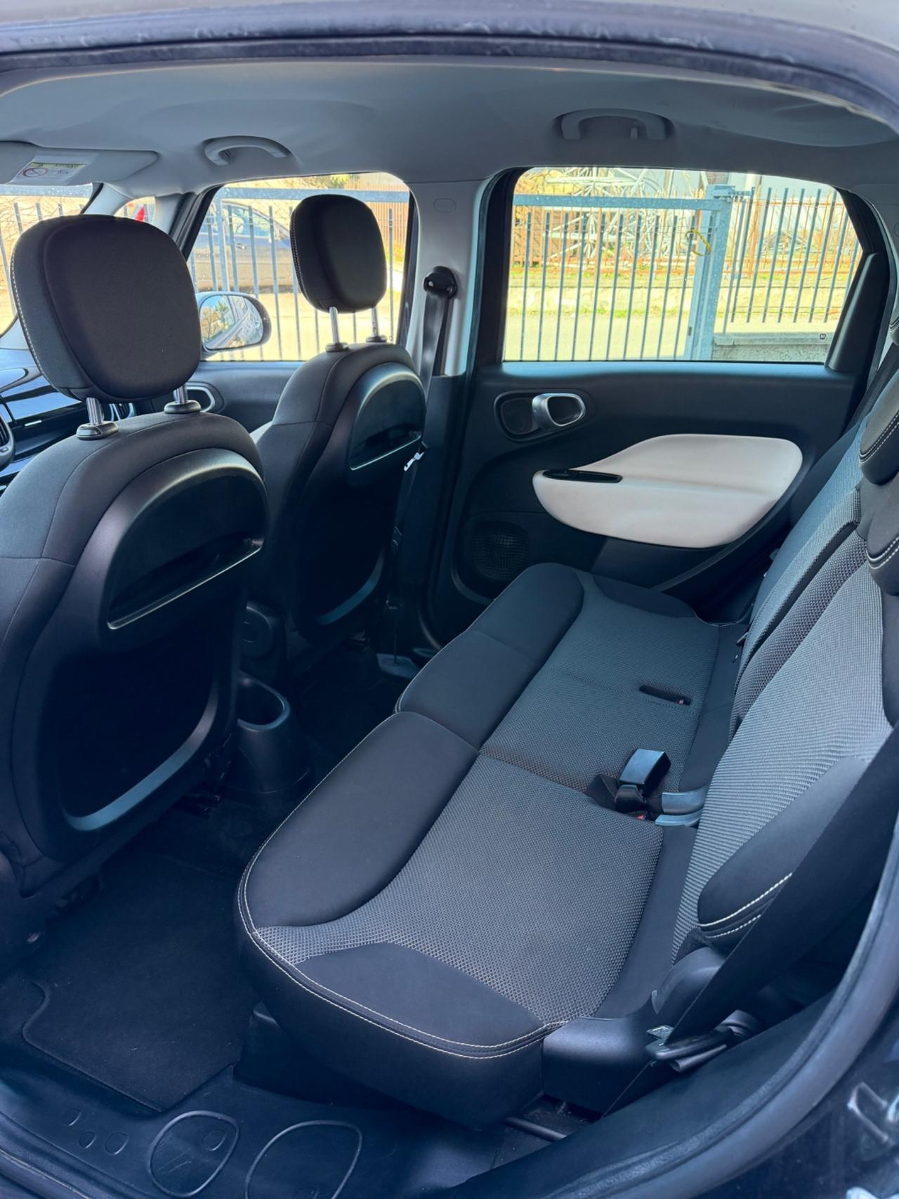 Fiat 500L Living 1.6D 105 CV BICOLOR TREKKING