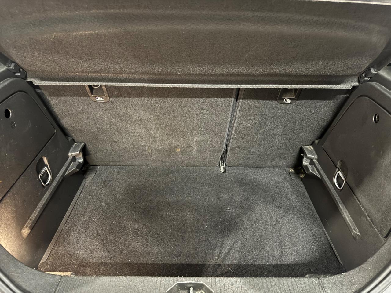 Opel Corsa 1.4 90CV GPL Tech 5 porte b-Color