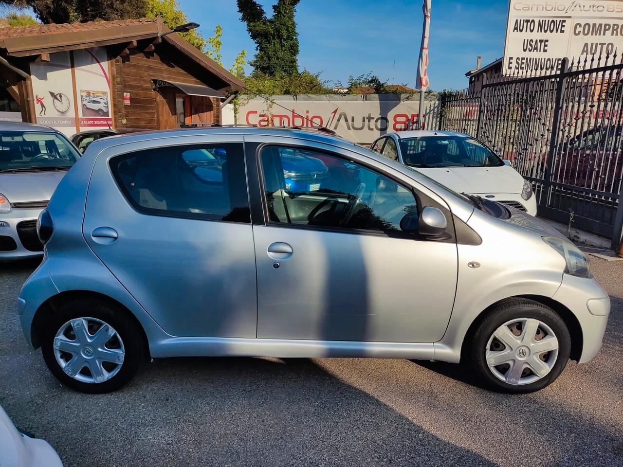 Toyota Aygo 1.0 12V VVT-i 5 porte