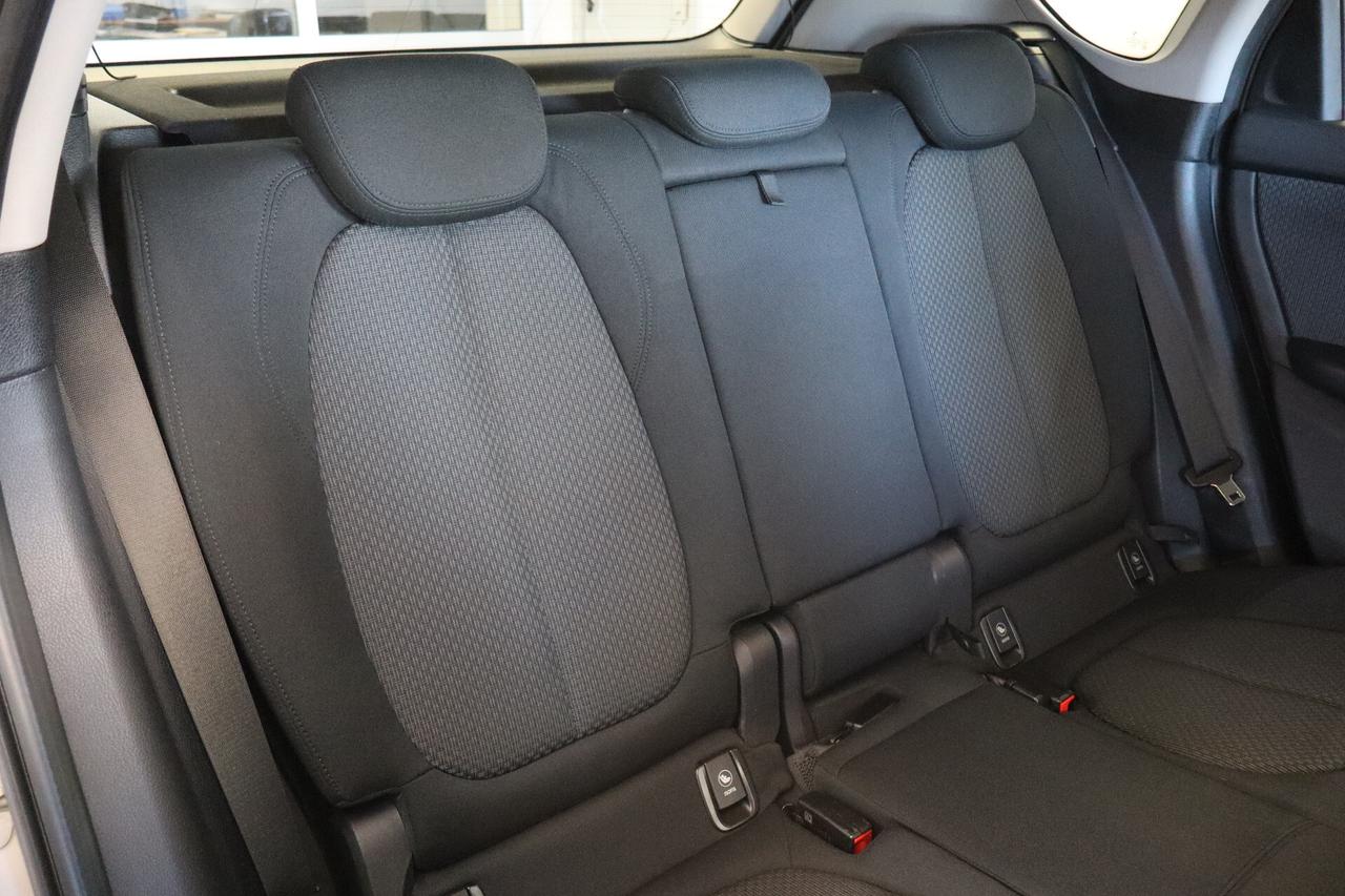 BMW 218 d ACTIVE TOURER ADVANTAGE - 218d