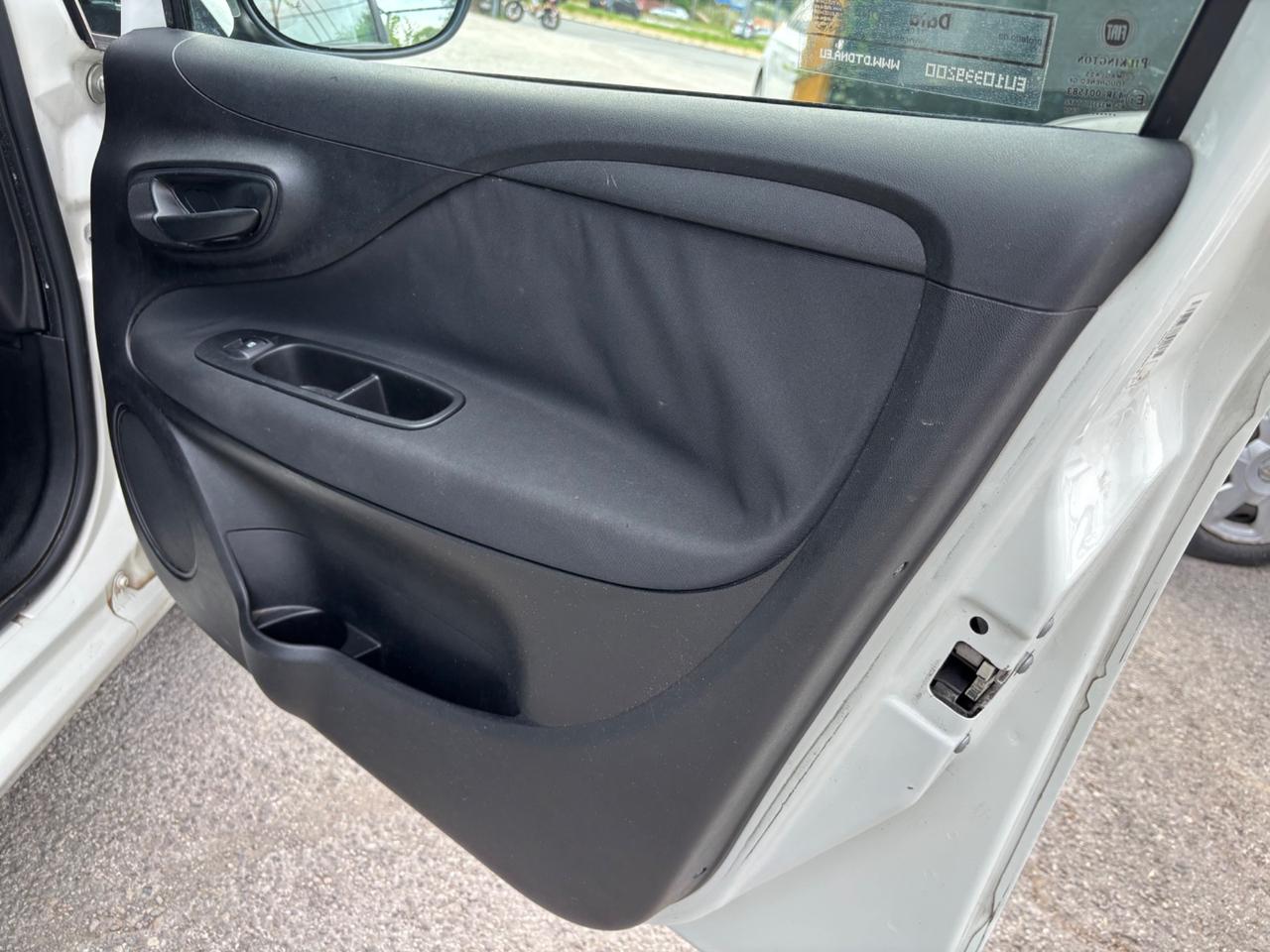 Fiat Punto Evo 1.2 5 porte Dynamic OK NEOPATENTATI