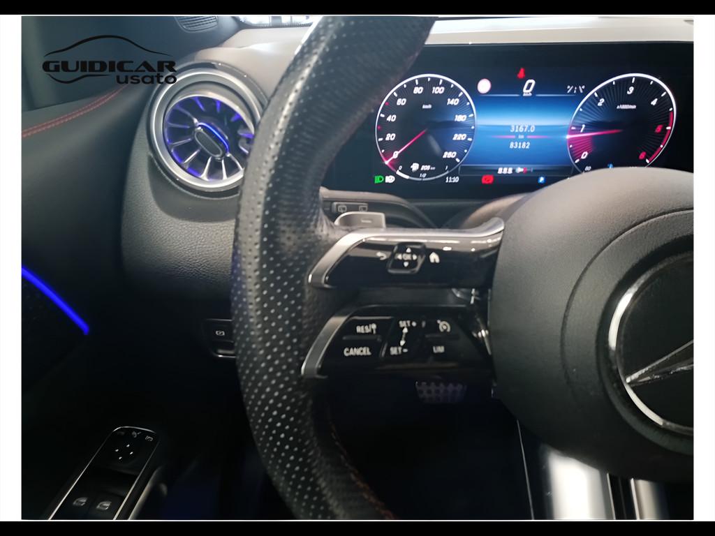 Mercedes-Benz GLB - X247 2023 - GLB 200 d AMG Line Premium auto