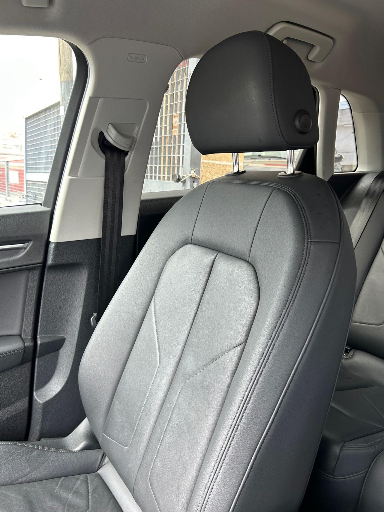Audi Q3 35 TDI S tronic Business Advanced-Mod.2020