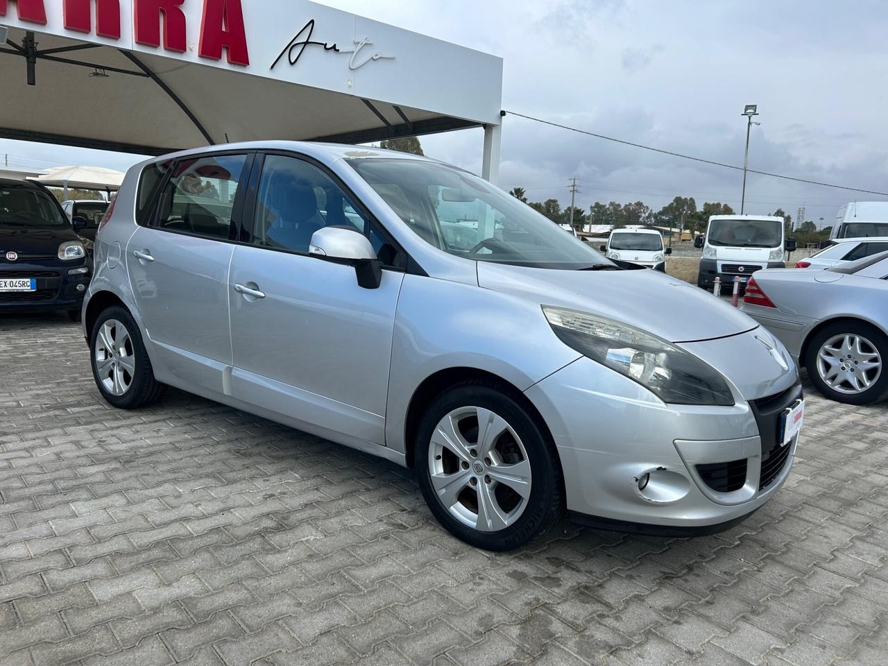 Renault Scenic Scénic X-Mod 1.5 dCi 110CV Dynamique