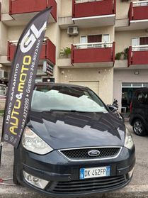 Ford Galaxy 2.0 TDCi 140 CV Ghia