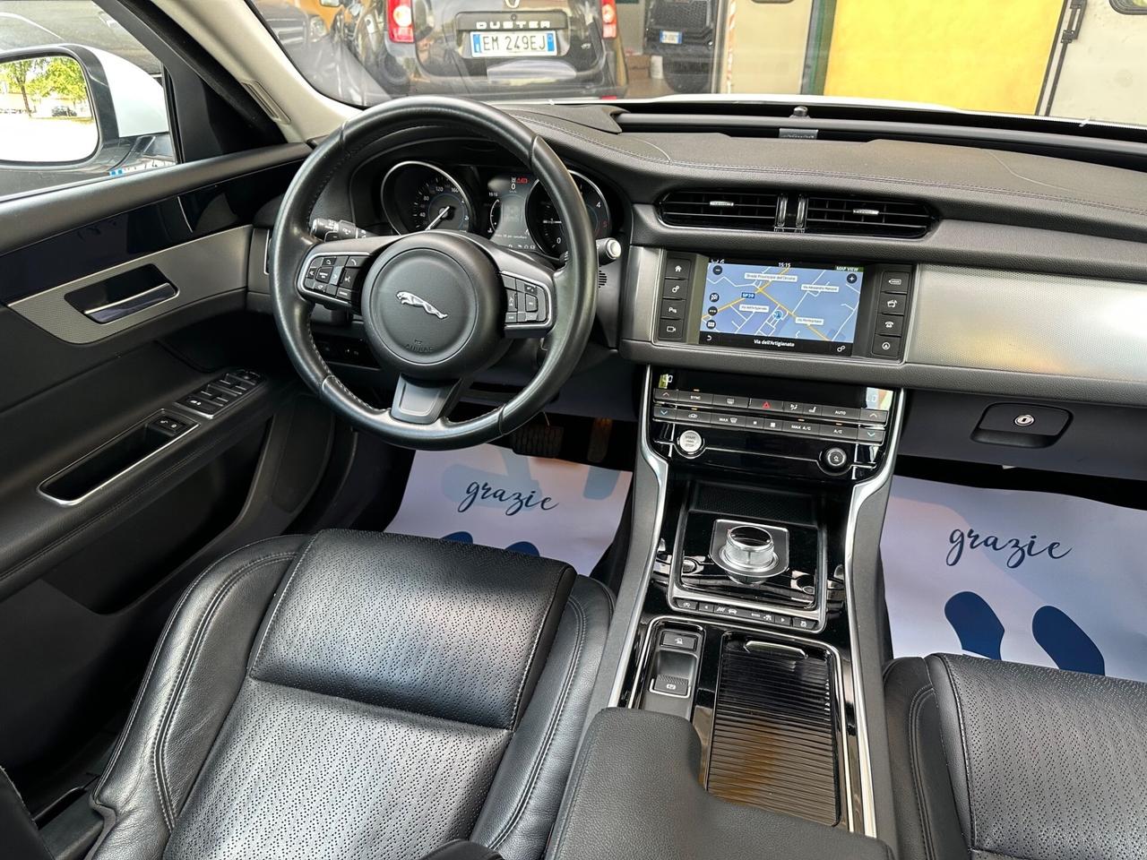 Jaguar XF 2.0 D 180 CV aut. Prestige