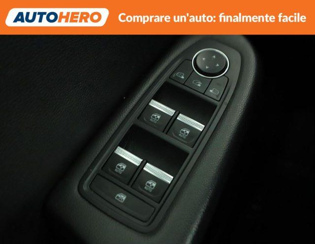 RENAULT Clio TCe 100 CV 5 porte Intens