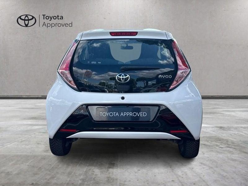 Toyota Aygo Aygo 5p 1.0 x-play my15