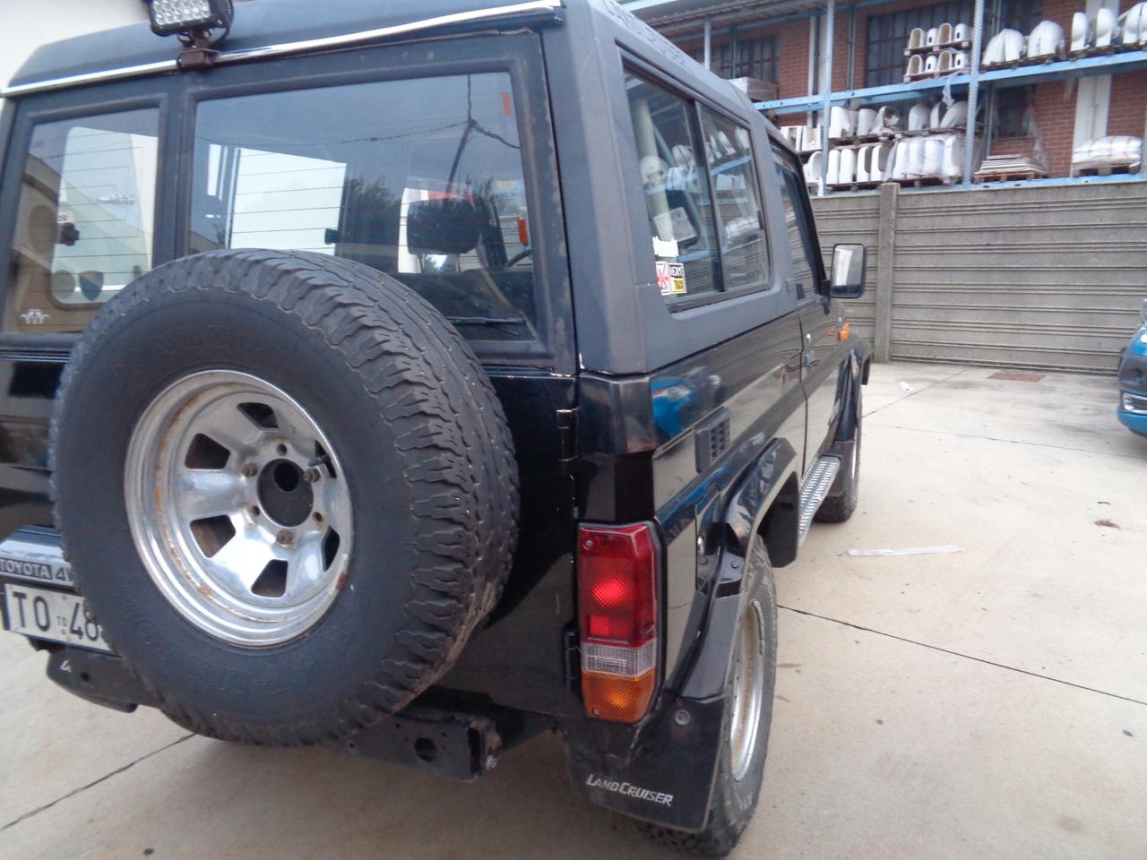 Toyota Land Cruiser II 2.4 turbodiesel SW LJ70 VX
