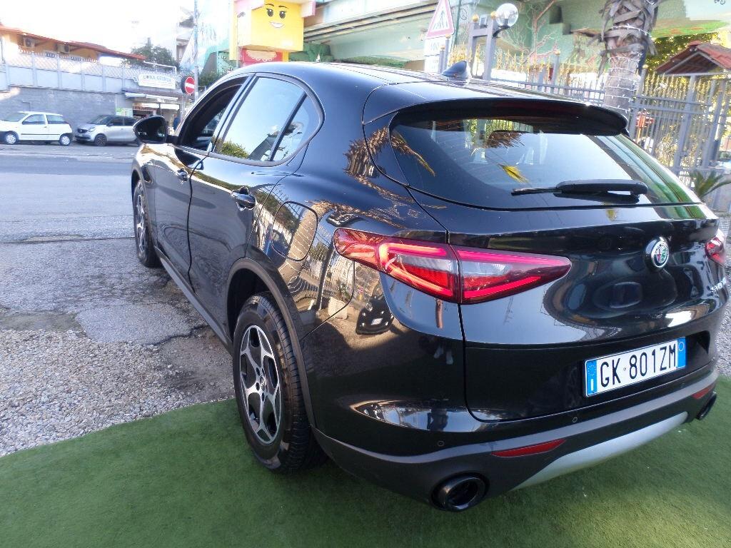 Alfa Romeo Stelvio 2.2 Turbodiesel 160 CV AT8 RWD Business