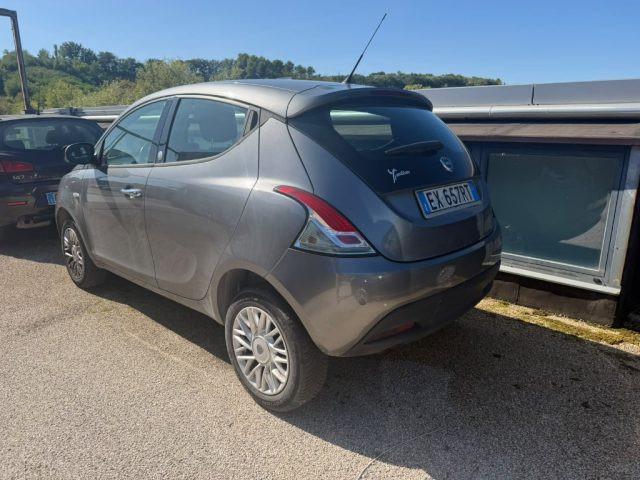 LANCIA Ypsilon 0.9 TwinAir 85 CV 5P. Metano Ecochic Elle