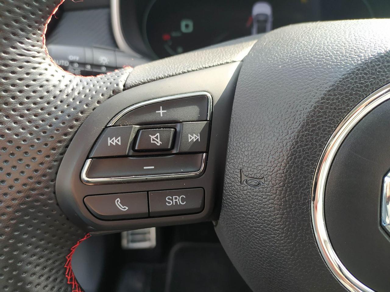 Mg ZS Luxury 1.5 VTi-TECH #9925