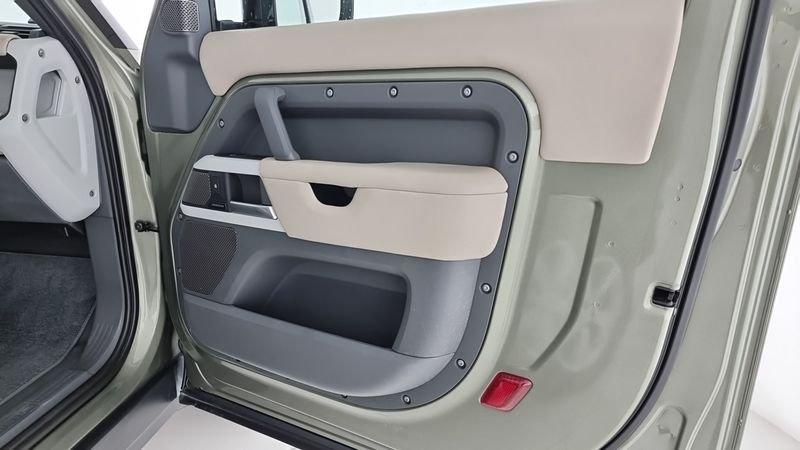Land Rover Defender 90 3.0D I6 250 CV AWD Auto HSE