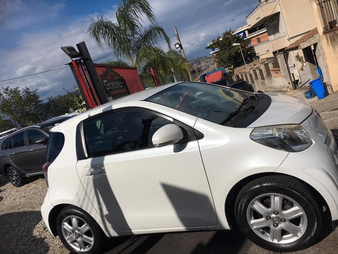 Toyota iQ 1.0 Sol garanzia 24 mesi