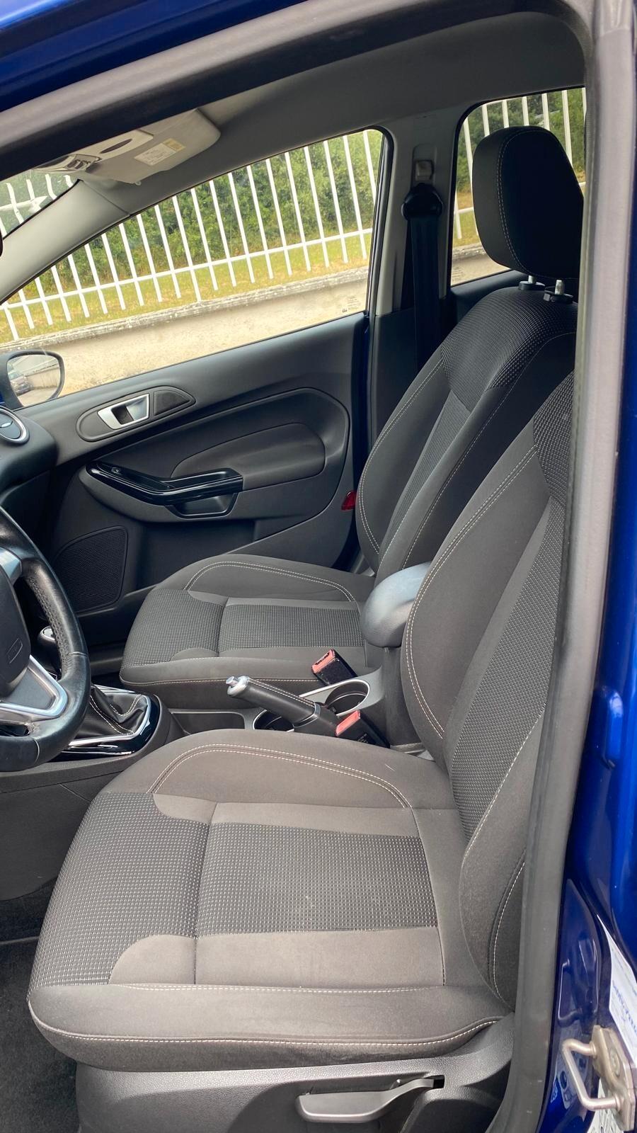 Ford Fiesta 1.5 TDCi 75CV 5 porte Titanium