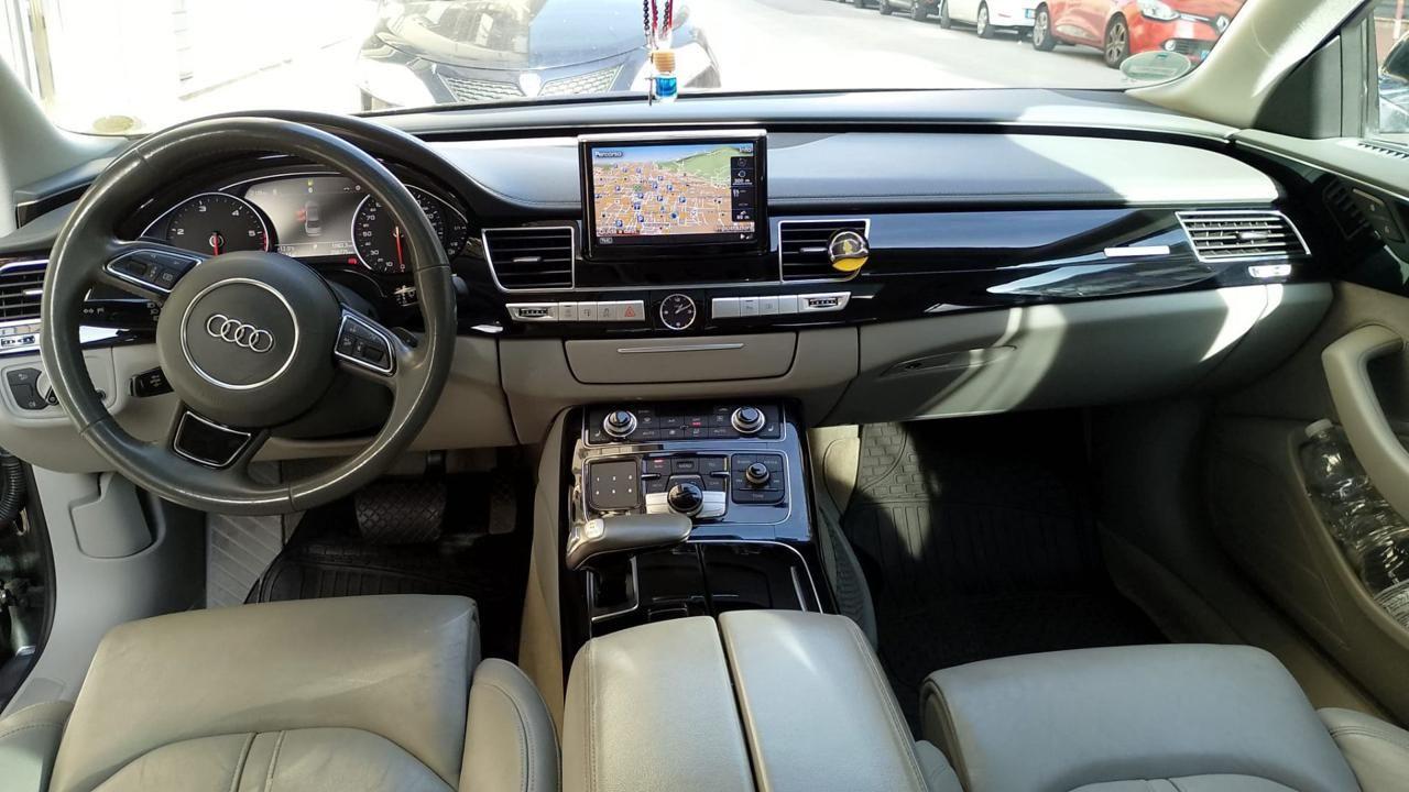 Audi A8 3.0 TDI 250 CV clean diesel quattro tiptronic