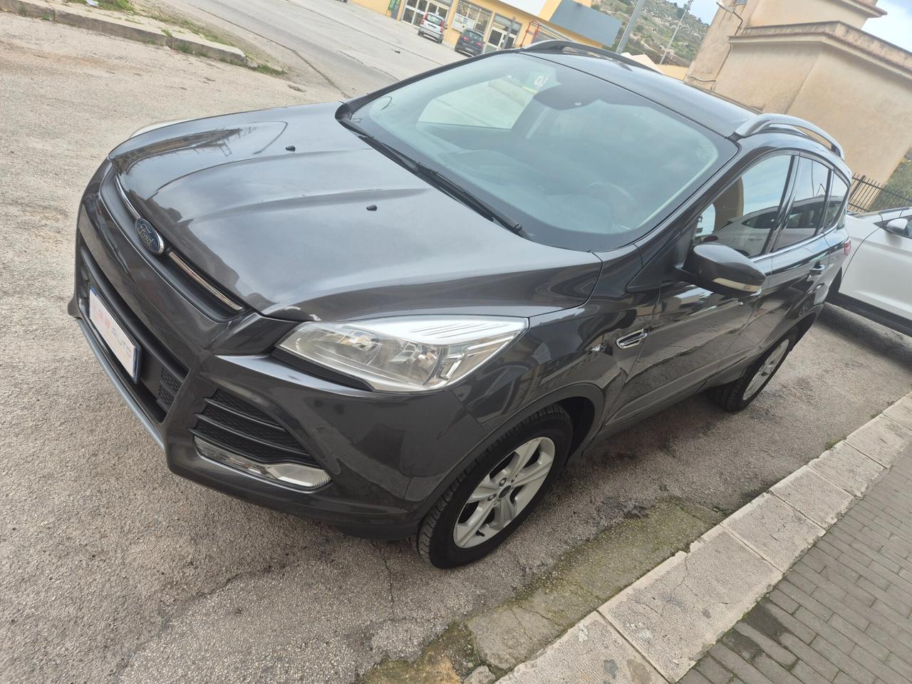 FORD KUGA 2.0 TDCI TITANIUM NAVIGATORE 2016 KMCERTIF