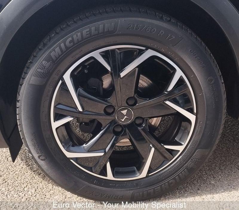 DS DS 3 Crossback BlueHDi 100 So Chic