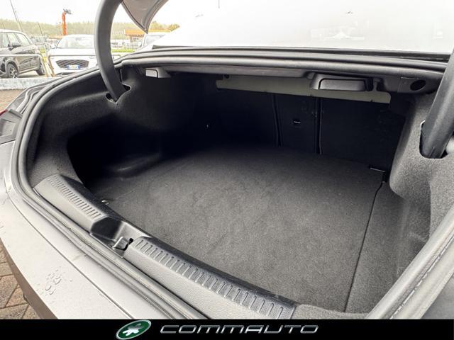 MERCEDES-BENZ CLA 180 Automatic AMG Line Premium