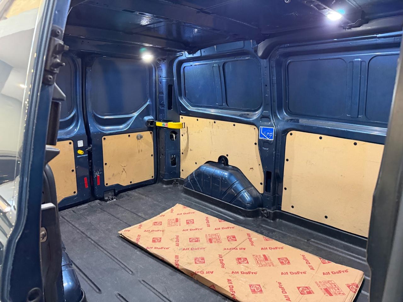 Ford Transit Custom 300 2.0 EcoBlue + IVA