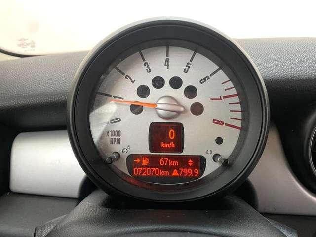 MINI One 1.6 16V One (72kW)