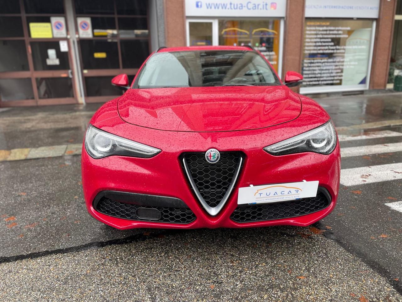 Alfa Romeo Stelvio Sport Tech 2.2