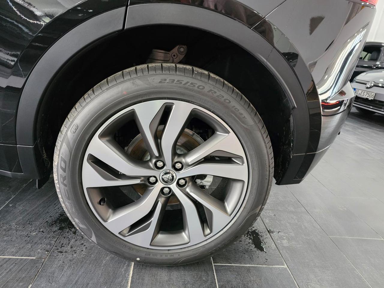 Jaguar E-Pace R-Dynamic SE Navi Camera Tetto C.20" RDynamic