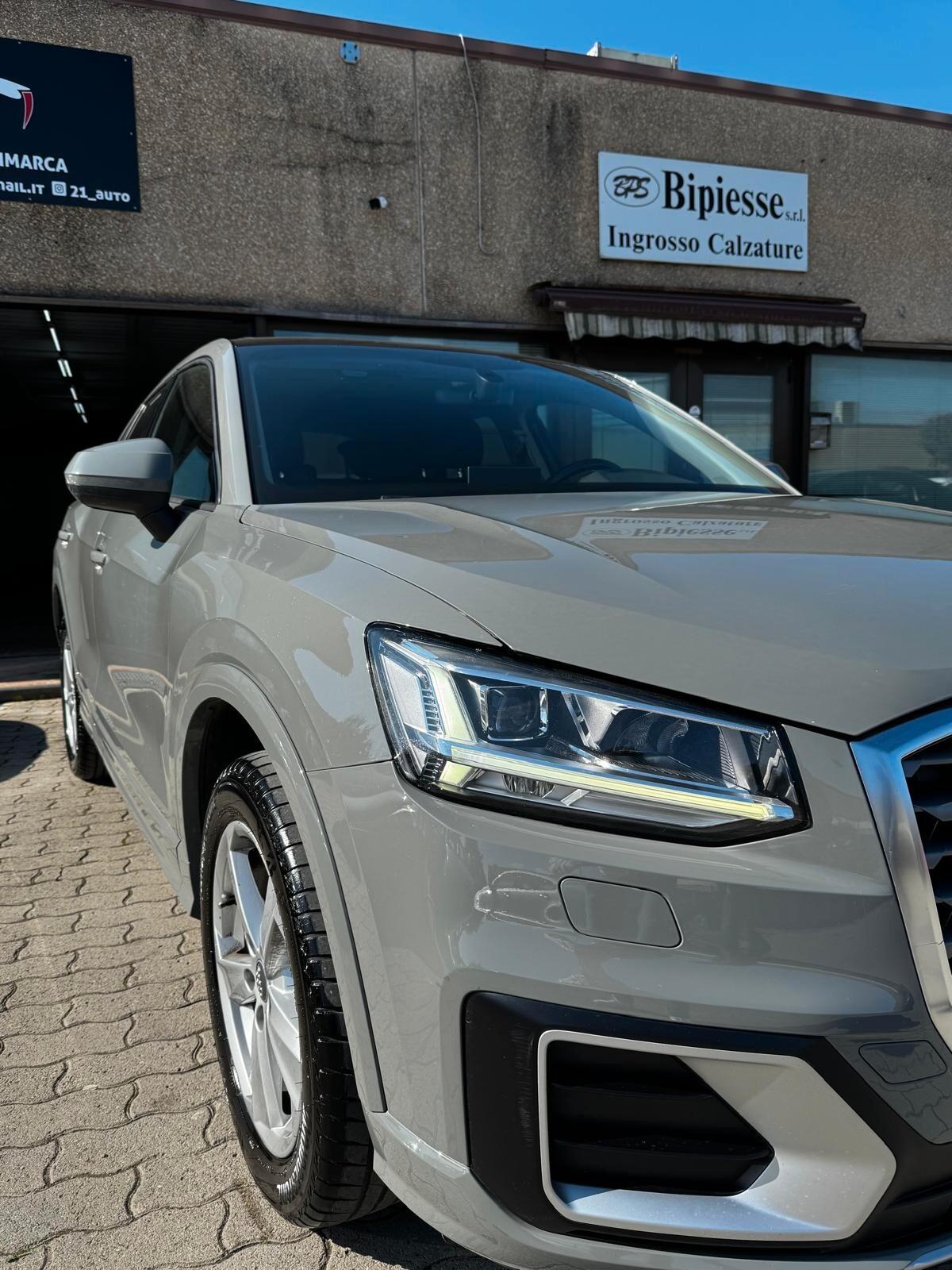 Audi Q2 30 TFSI Business