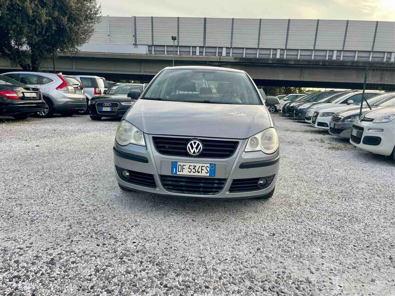 VOLKSWAGEN POLO - COMFORTLINE