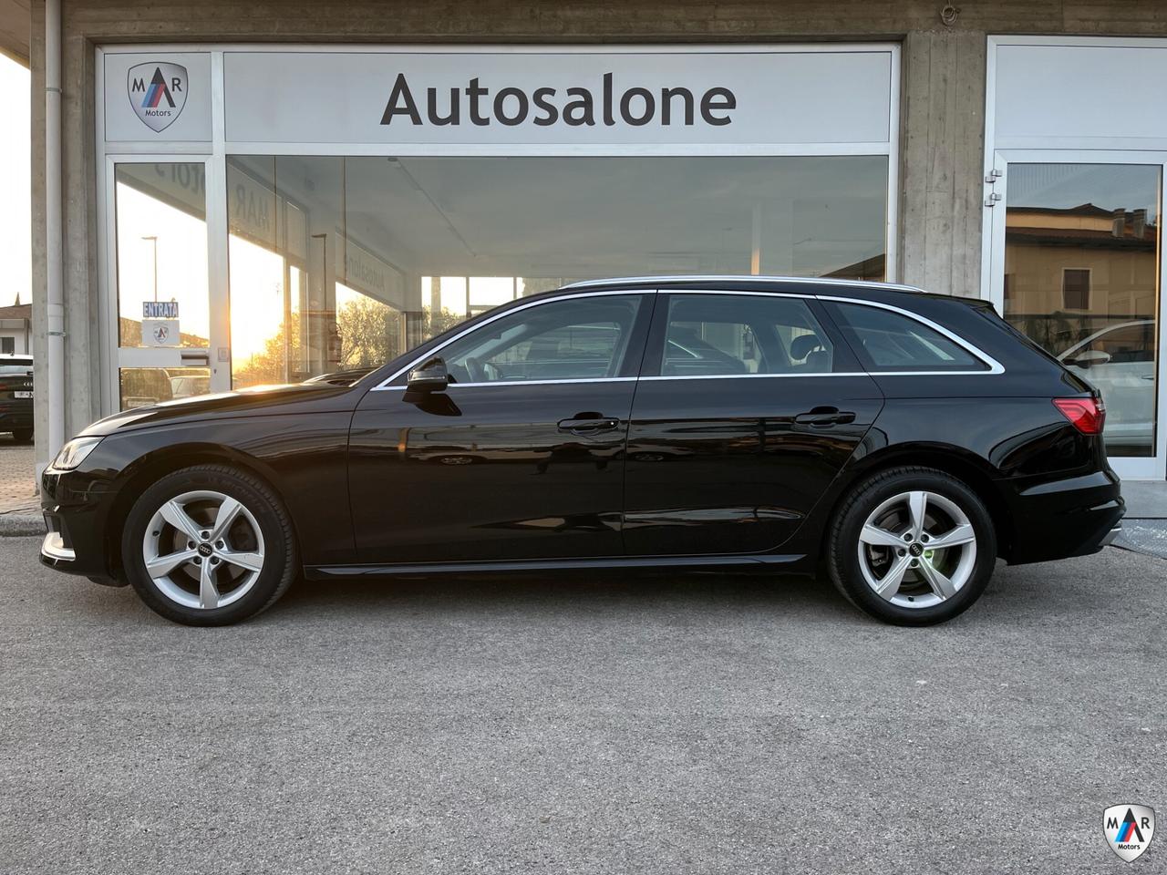 Audi A4 Avant 30 TDI mhev S tronic Business Advanced