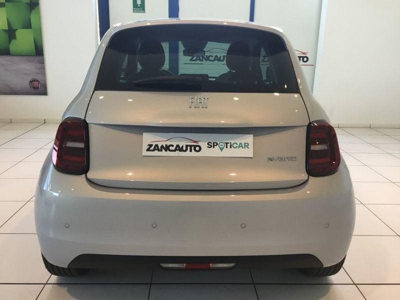FIAT 500 Hybrid Hybrid Icon PACK STYLE