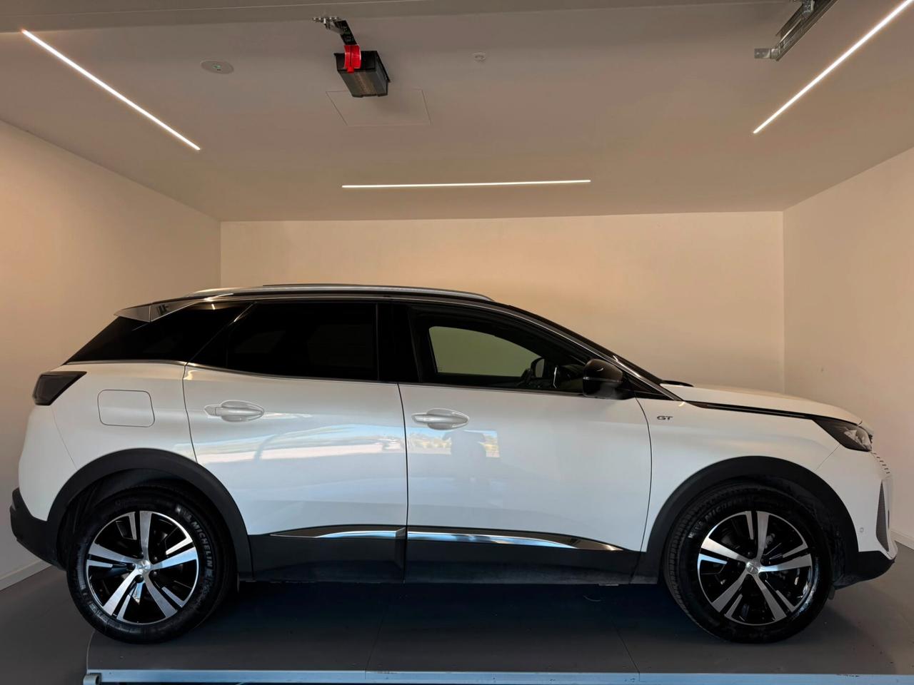 Peugeot 3008 BlueHDi 130 S&S EAT8 GT