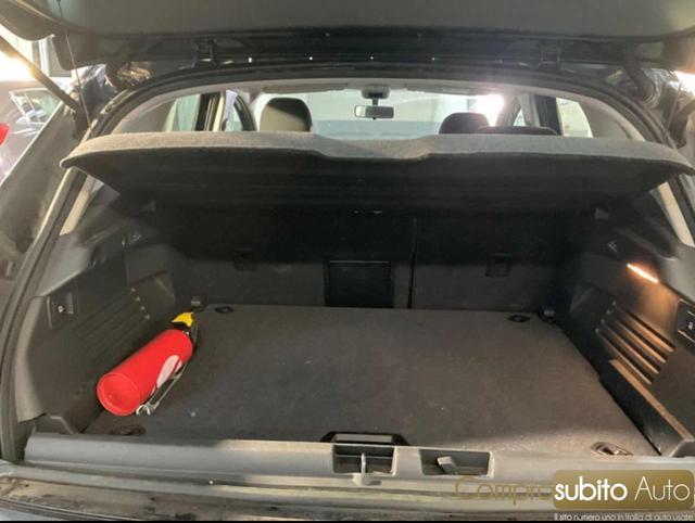 PEUGEOT 3008 BlueHDi 120 EAT6 S&S Allure