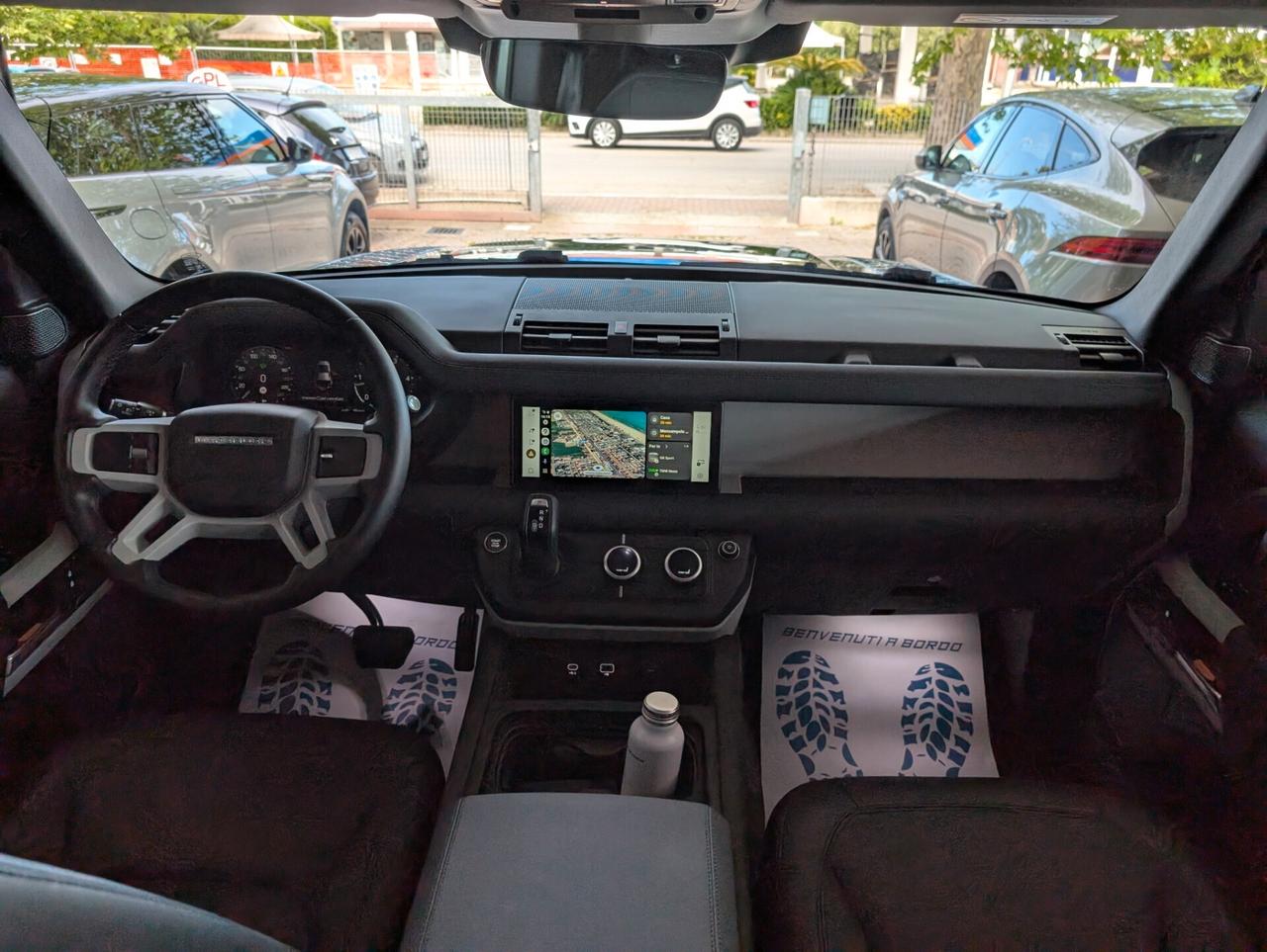 Land Rover Defender 110 3.0D I6 200 CV AWD Auto SE Autocarro N1