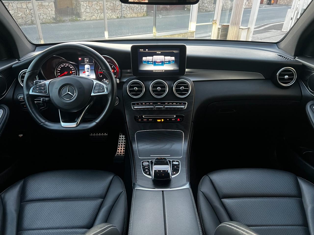 Mercedes-benz GLC Coupe 250 D 4Matic-AMG-2019