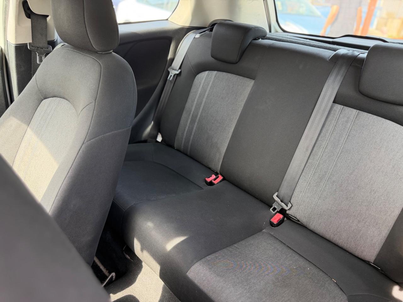 Fiat Punto 1.3 MJT II 75 CV 3 porte Lounge