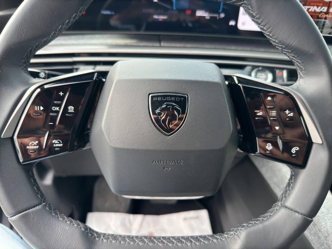 Peugeot 5008 1.2 hybrid Allure 145cv 7 posti Automatica