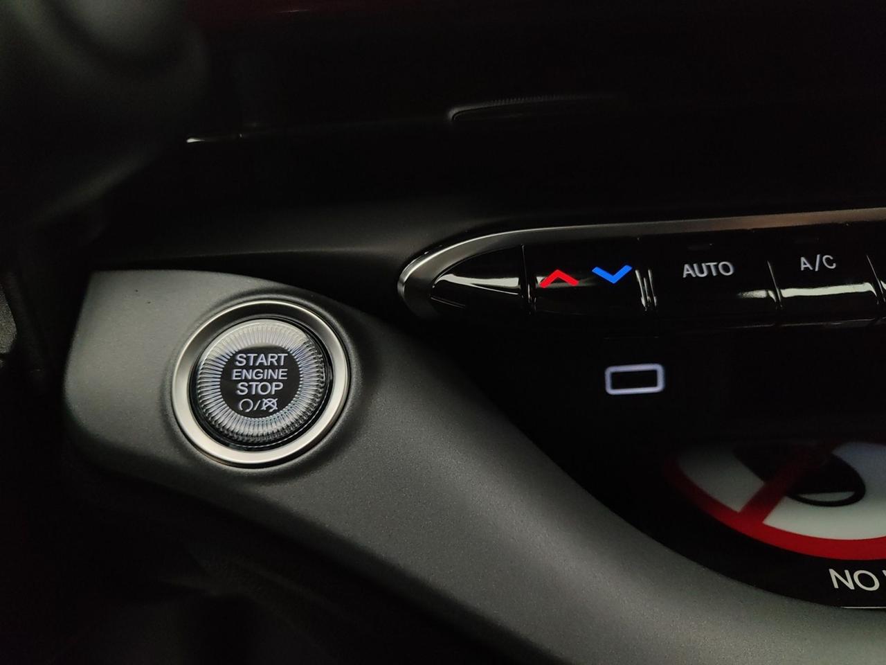 FIAT 500e 500E 95CV RED