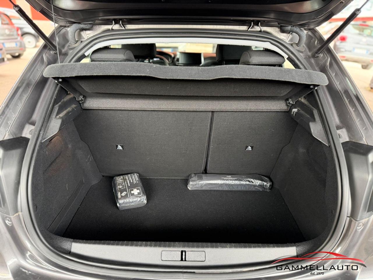 Peugeot 208 1.2 S&S Active Puretech 75cv