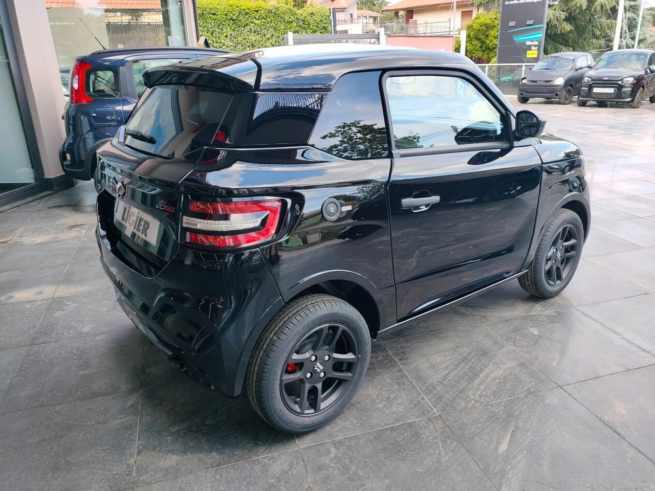 Ligier JS 50 SELECT Diesel REVO D - Nero Intenso