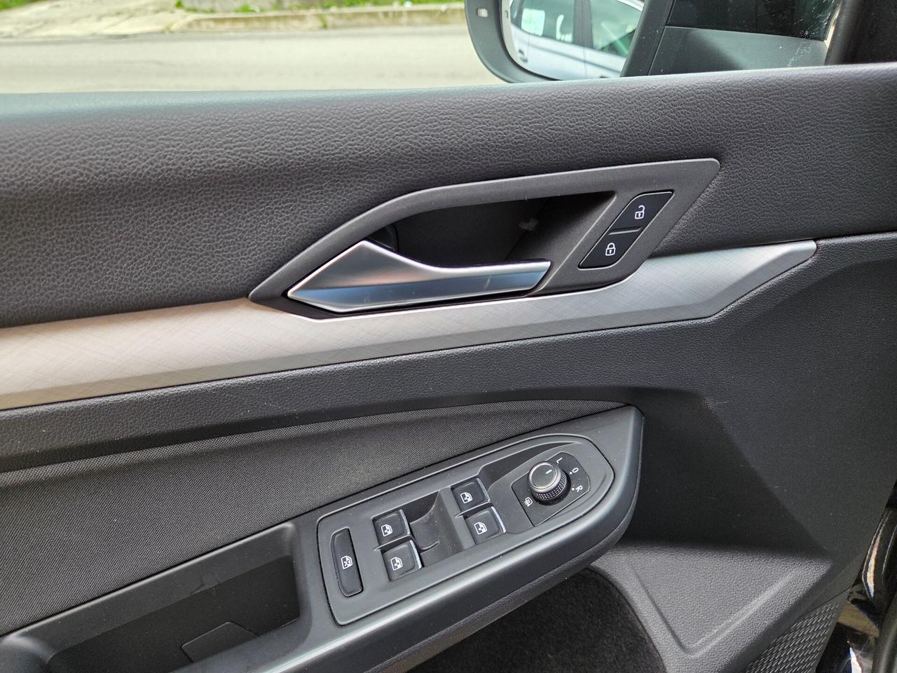 Volkswagen Golf 2.0 TDI 150 CV DSG SCR Style