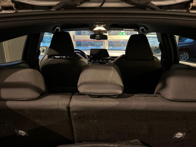 TOYOTA C-HR 1.8 Hybrid E-CVT Trend