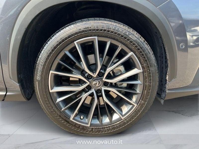 Lexus NX Plug-in Luxury 4WD MY22