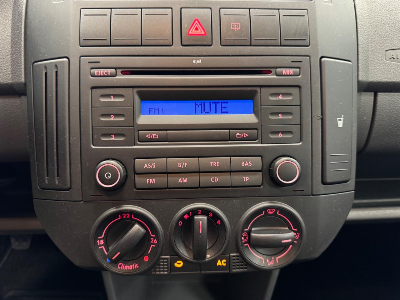Volkswagen Polo 1.2/70CV 12V 5p. Trendline