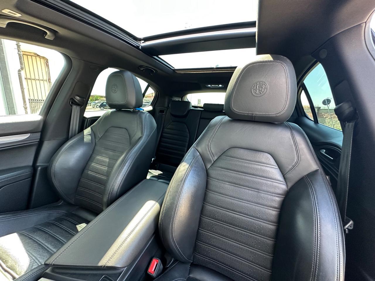 Alfa Romeo Stelvio 2.2 Turbodiesel 210 CV AT8 Q4 Veloce