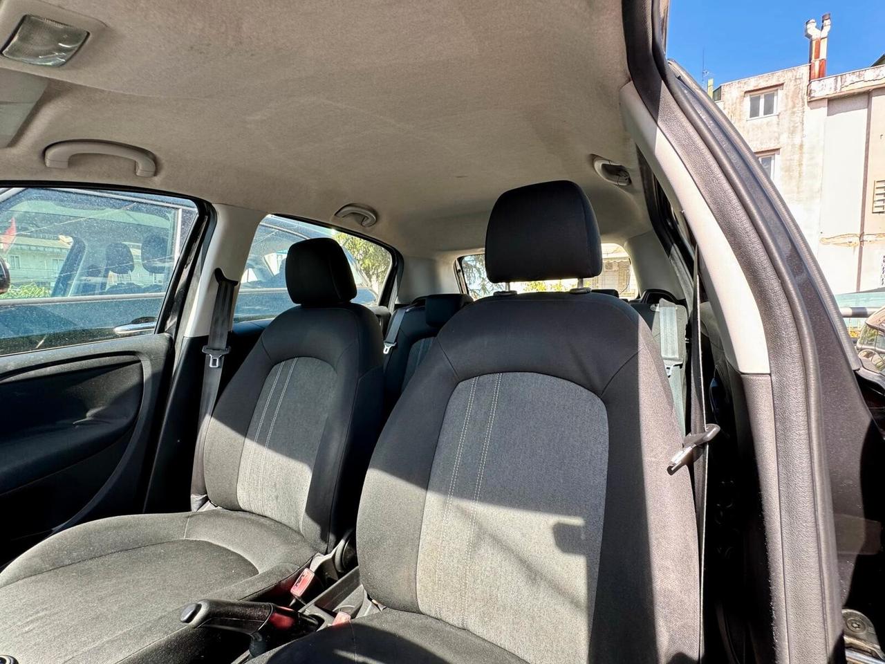 Fiat Punto 1.3 MJT II 75 CV 5 porte Street