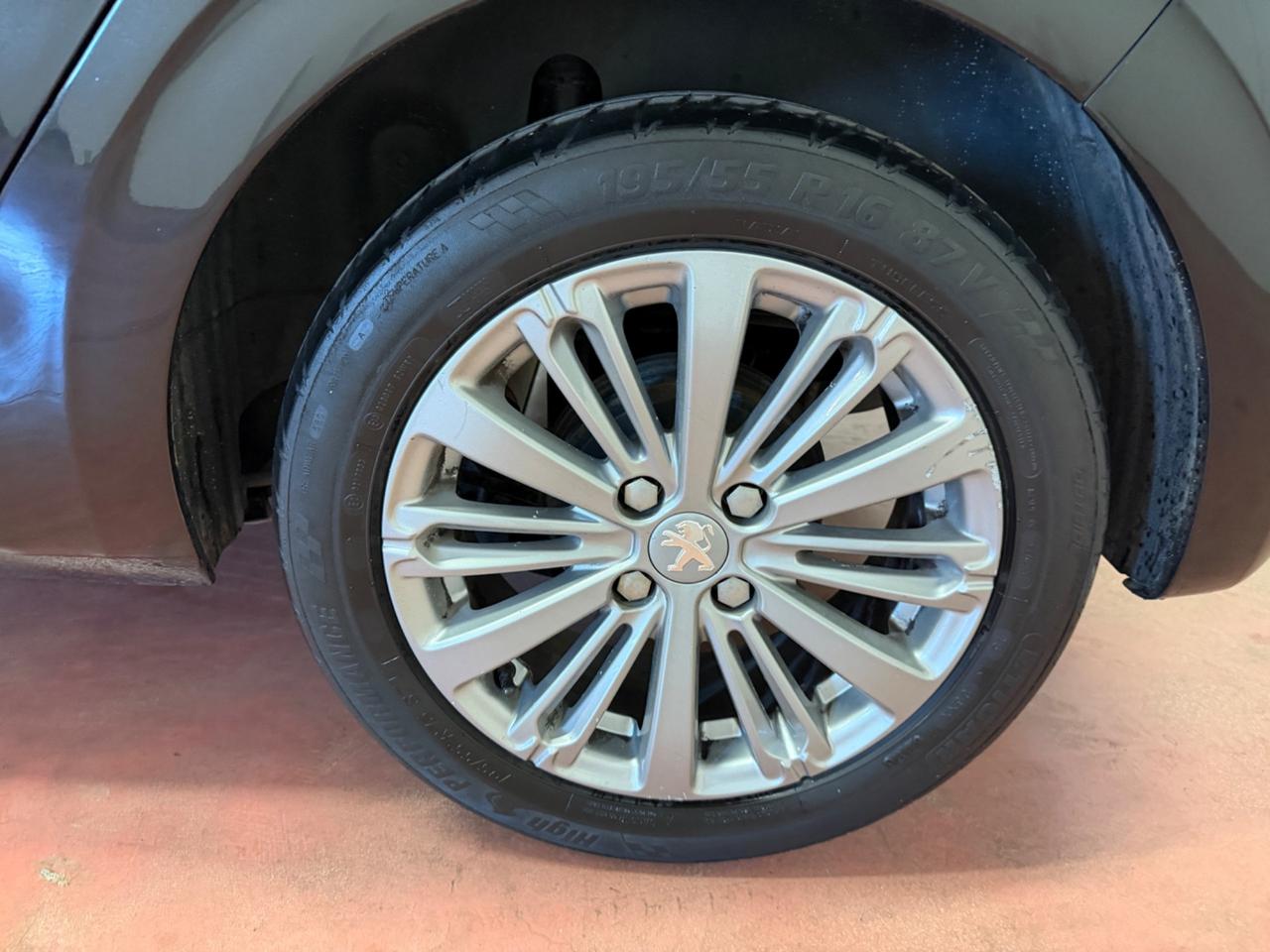 Peugeot 208 BlueHDi 75 5 porte Active