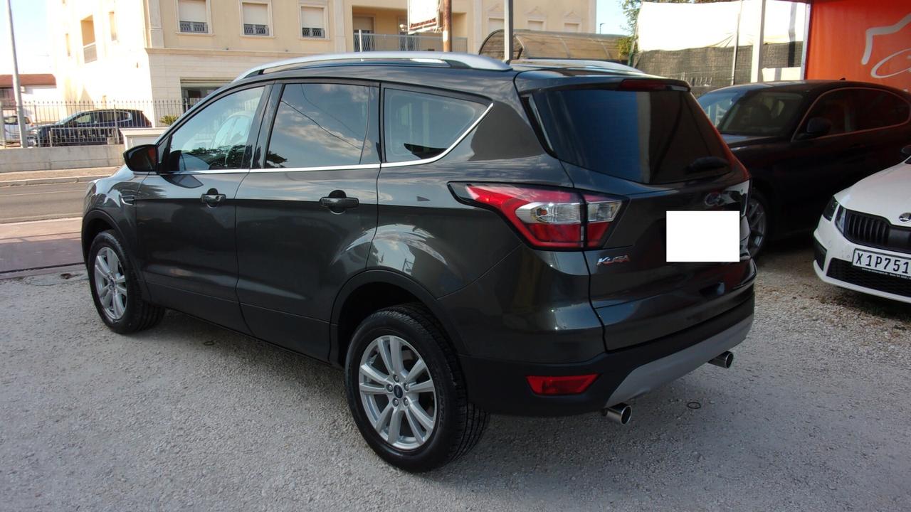 Ford Kuga 1.5 TDCI 120 CV S&S 2WD Titanium