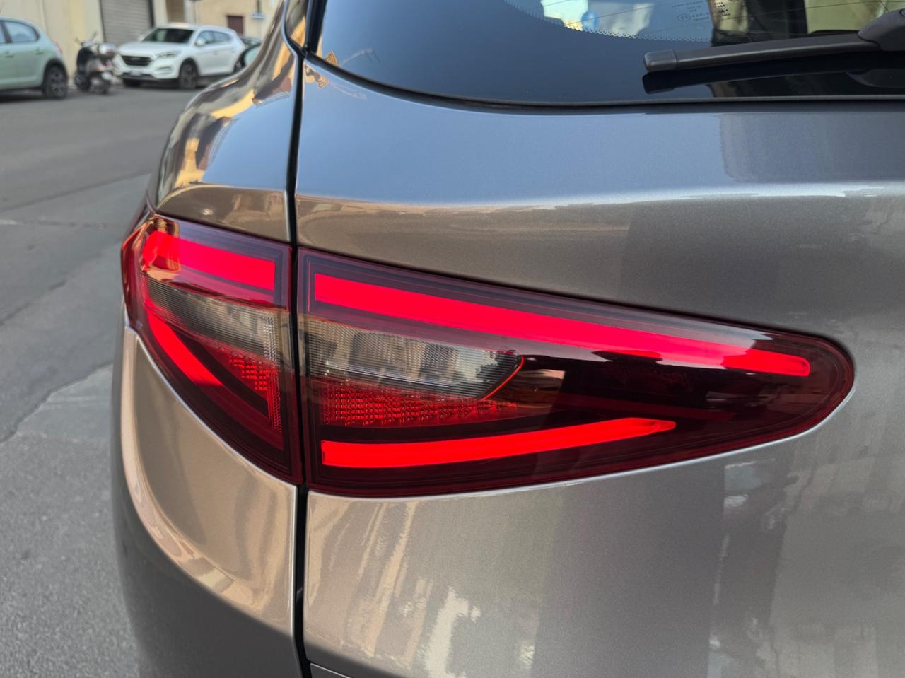 Alfa Romeo Stelvio 2.2 Turbodiesel 160CV Sprint limit