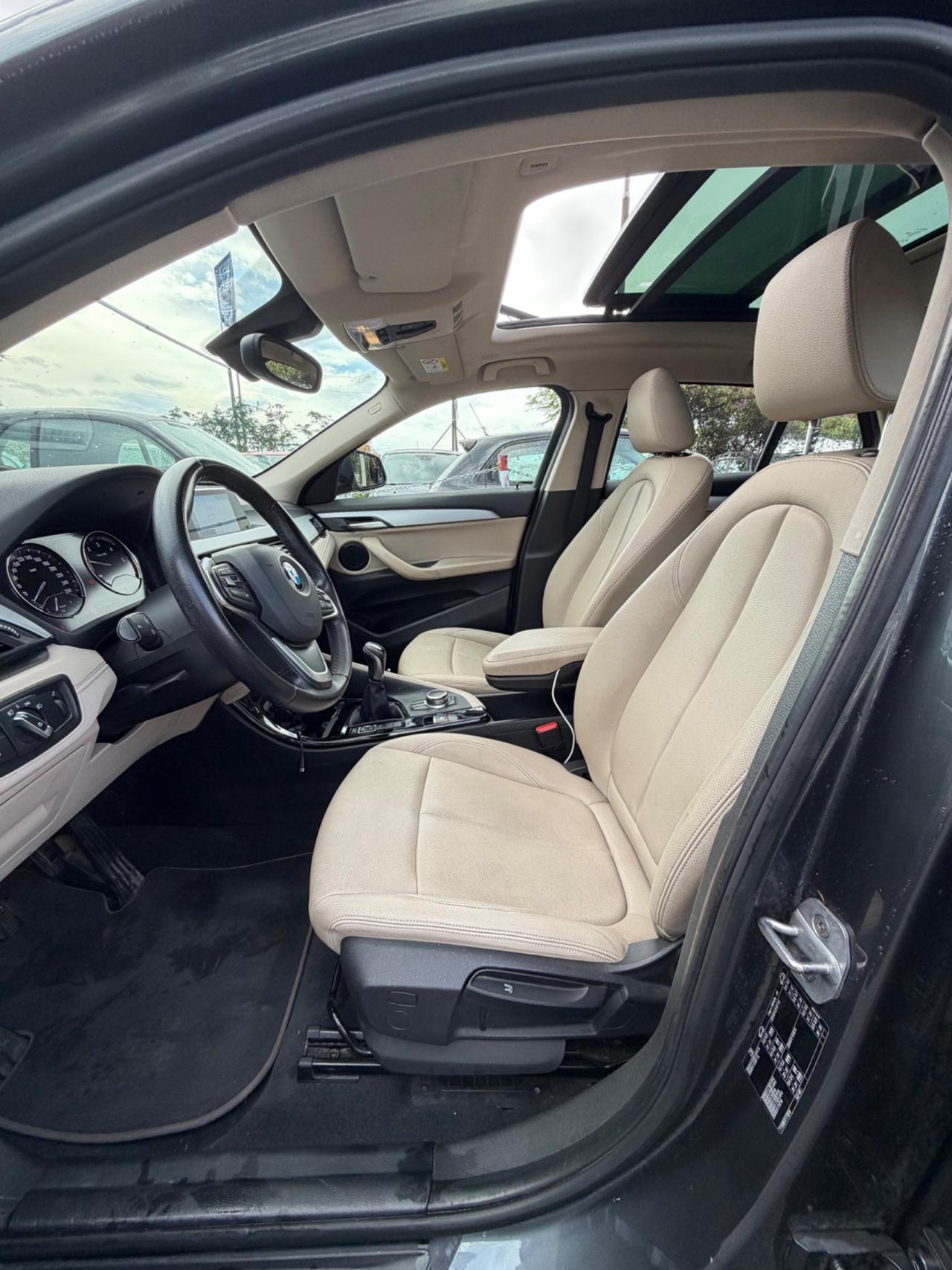 Bmw X2 sDrive18d Business Tetto Cambio Manuale Pelle Pack luci